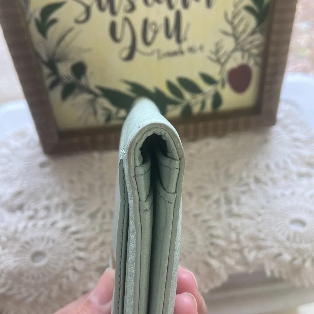 Kate Spade Robins Egg Blue Pebbled Leather Wallet Gold Trim Nice! Come see! - Picture 7 of 11
